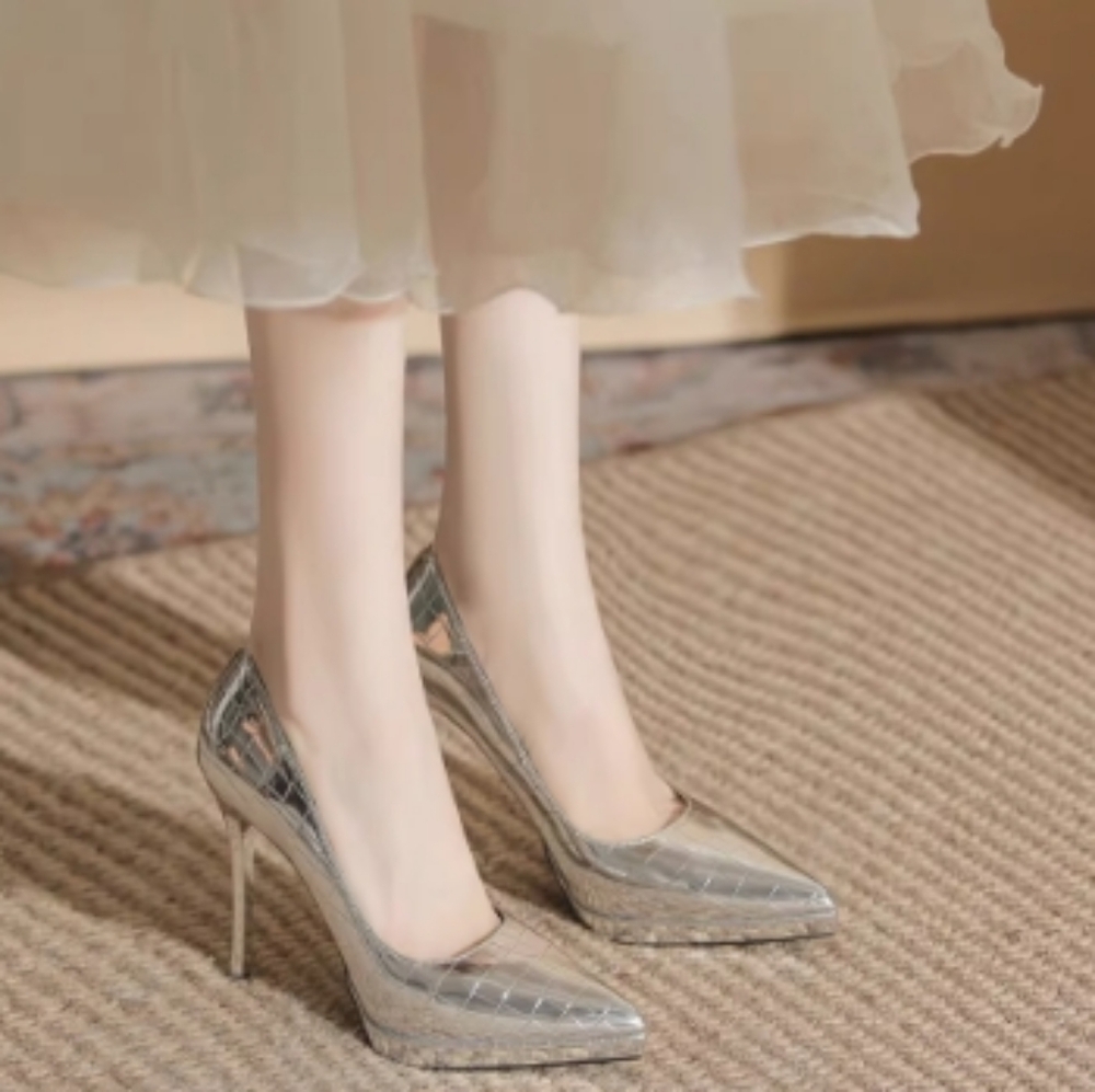 women shoes Heels